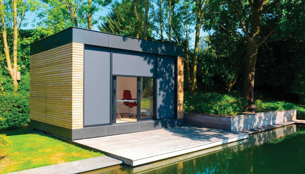 Persycom fabrica en Espa�a, bajo licencia exclusiva, Fixscreen, sistema de Renson que integra de manera perfecta tecnolog�a textil...