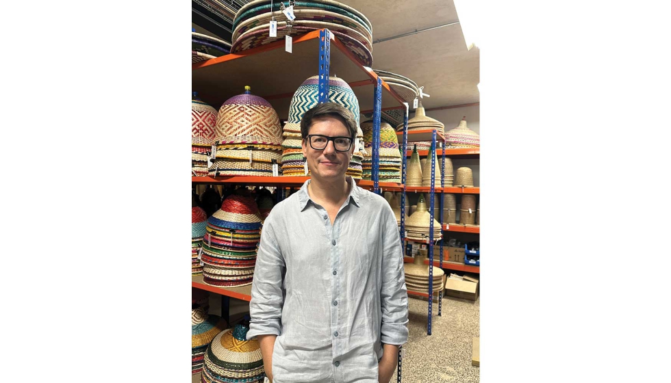 lvaro Cataln de Ocn en su showroom de PET Lamp en Madrid