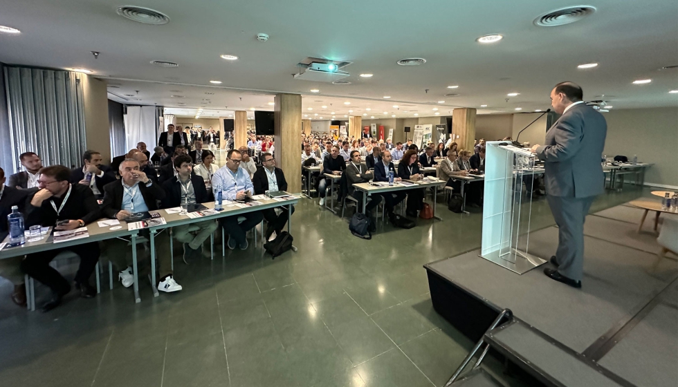 Un instante de la inauguracin de la primera edicin del Congreso Internacional de la Ventana, la Fachada y la Proteccin Solar...