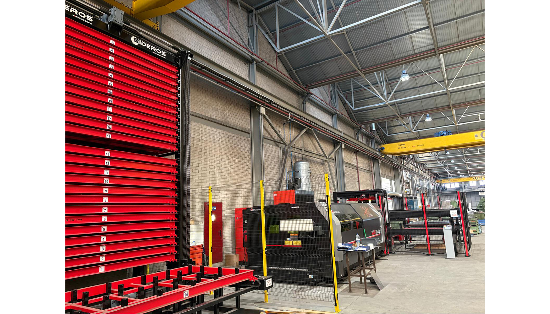 M�quina de corte l�ser AMADA con almac�n de chapa automatizado, recientemente incorporada por Cintasa