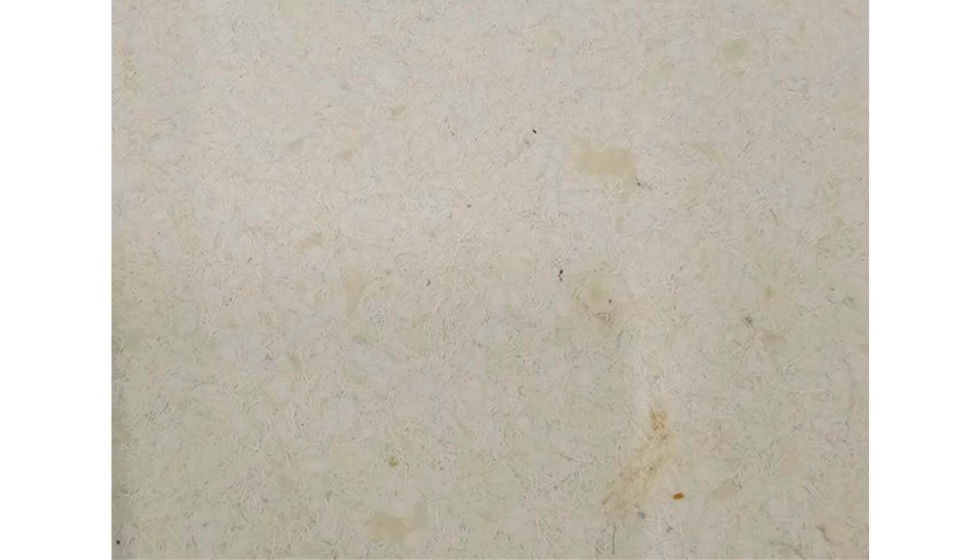 Material compuesto por un 90% de residuo textil de polister