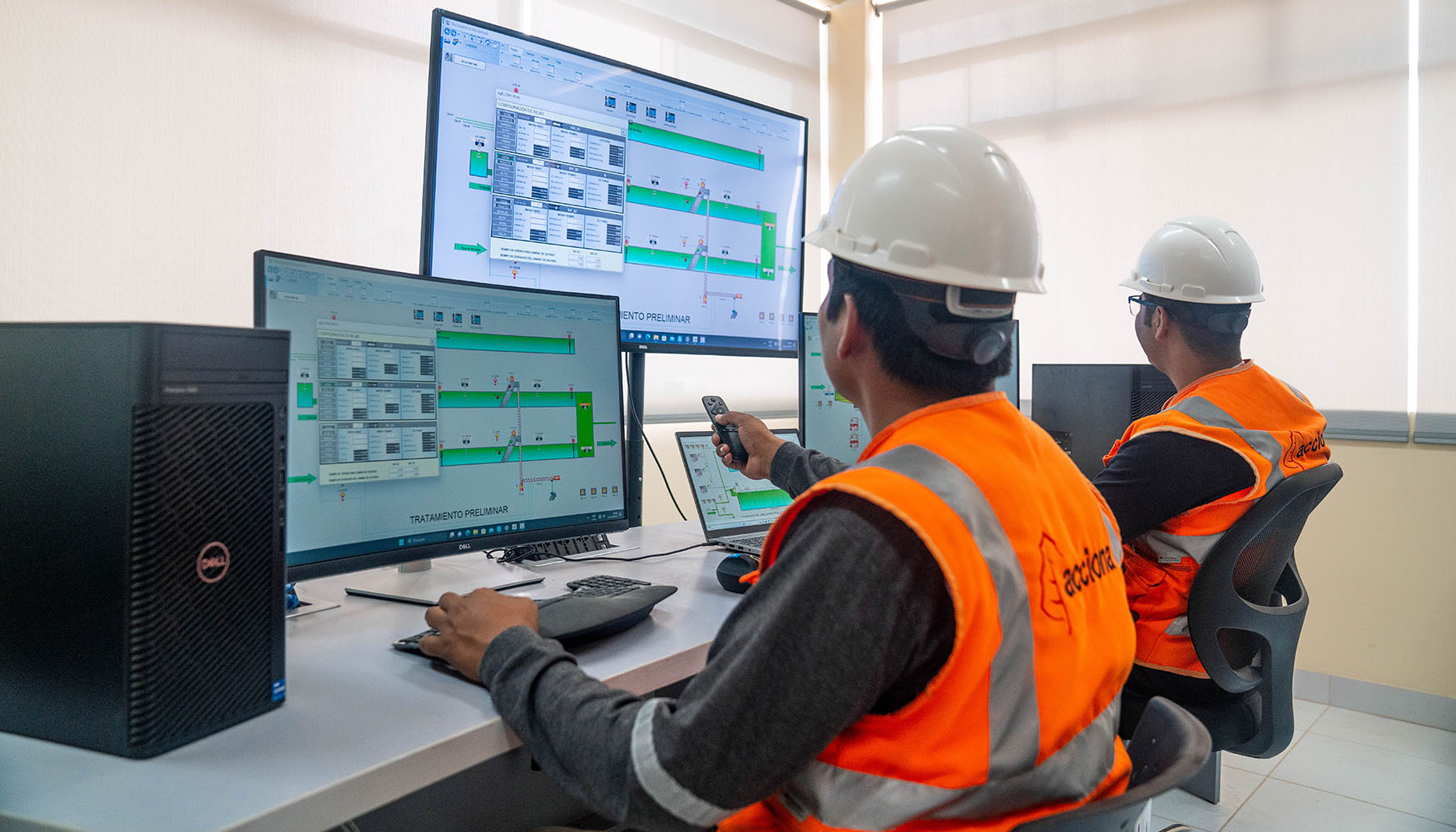 La desaladora de Alicante, gestionada por la Mancomunidad de los Canales del Taibilla (MCT)...