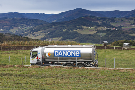 Las ms de 600 granjas que colaboran con Danone estn cerca de los centros de produccin de la compaa