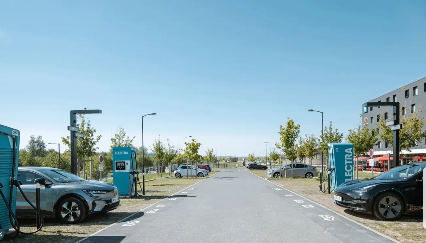 Electra invierte en innovaci�n tecnol�gica y desarrolla interfaces m�viles intuitivas y personalizables para optimizar la experiencia del usuario...