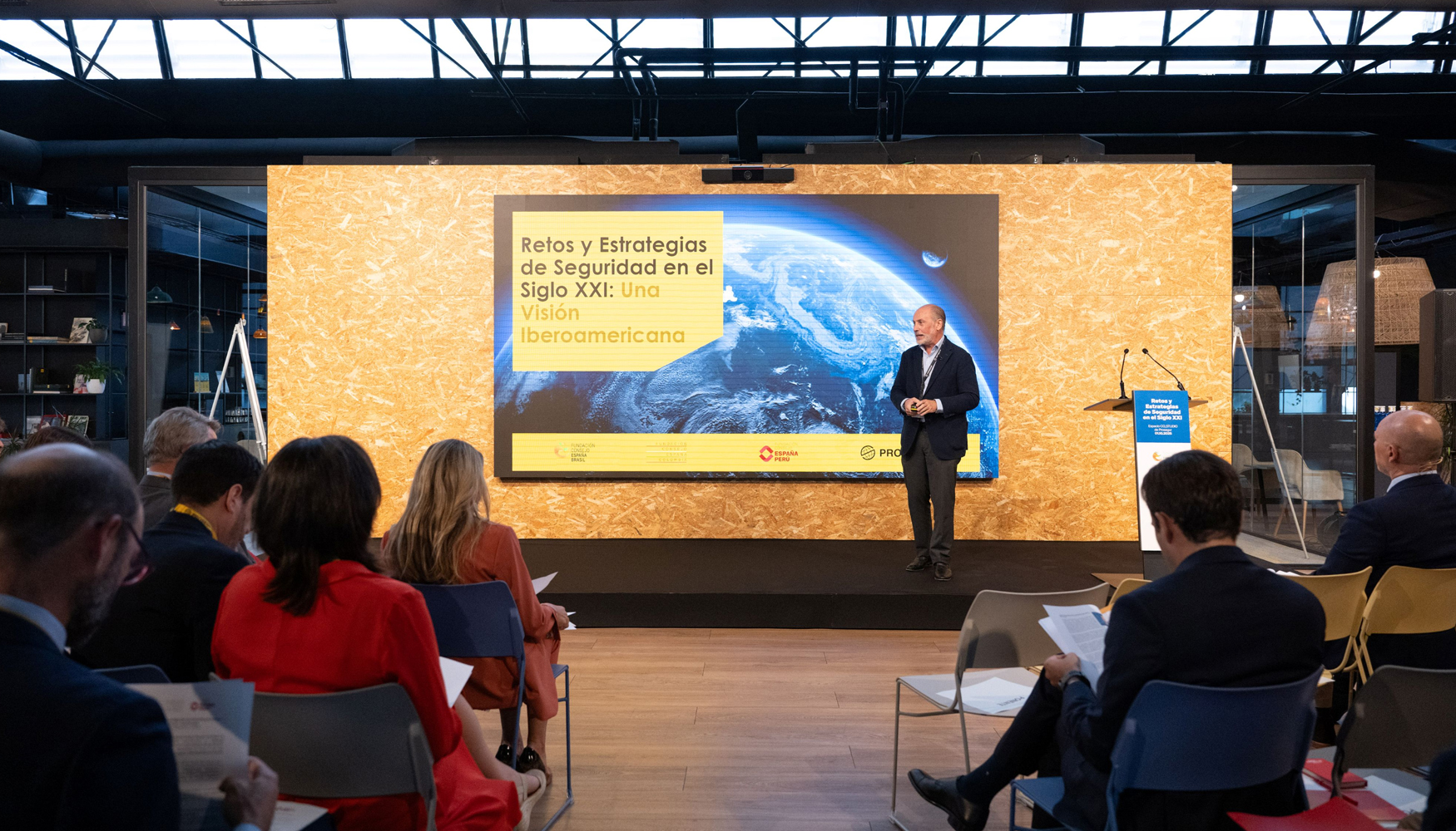 Durante la jornada se han abordado cuestiones clave como la protecci�n de infraestructuras cr�ticas, la seguridad urbana...