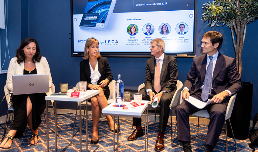 De izquierda a derecha...