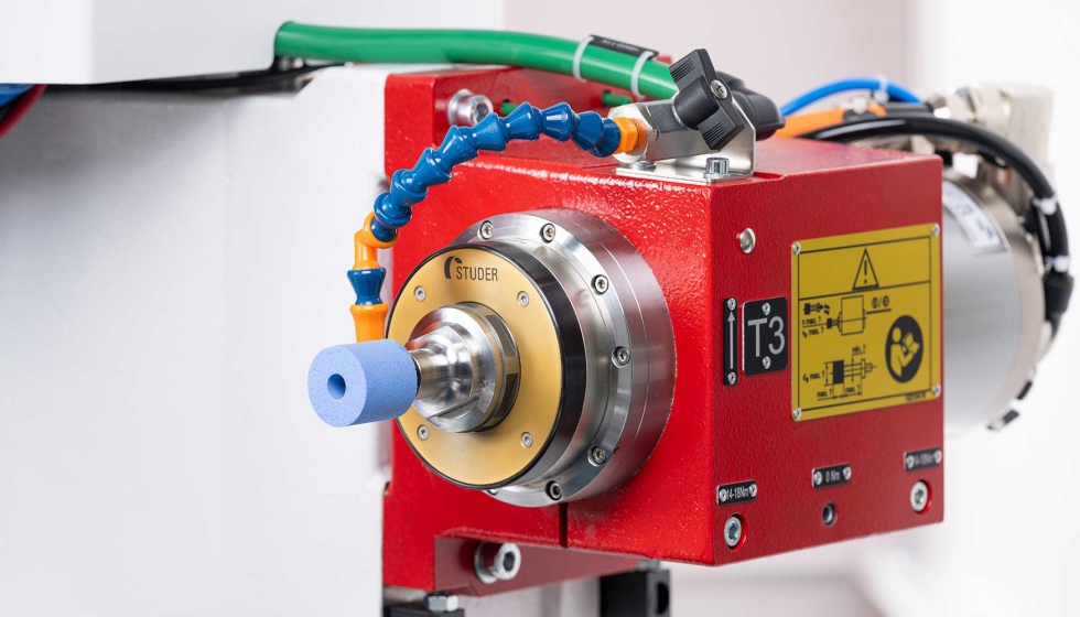 La rectificadora S23 cuenta con un husillo de rectificado interior multirrango