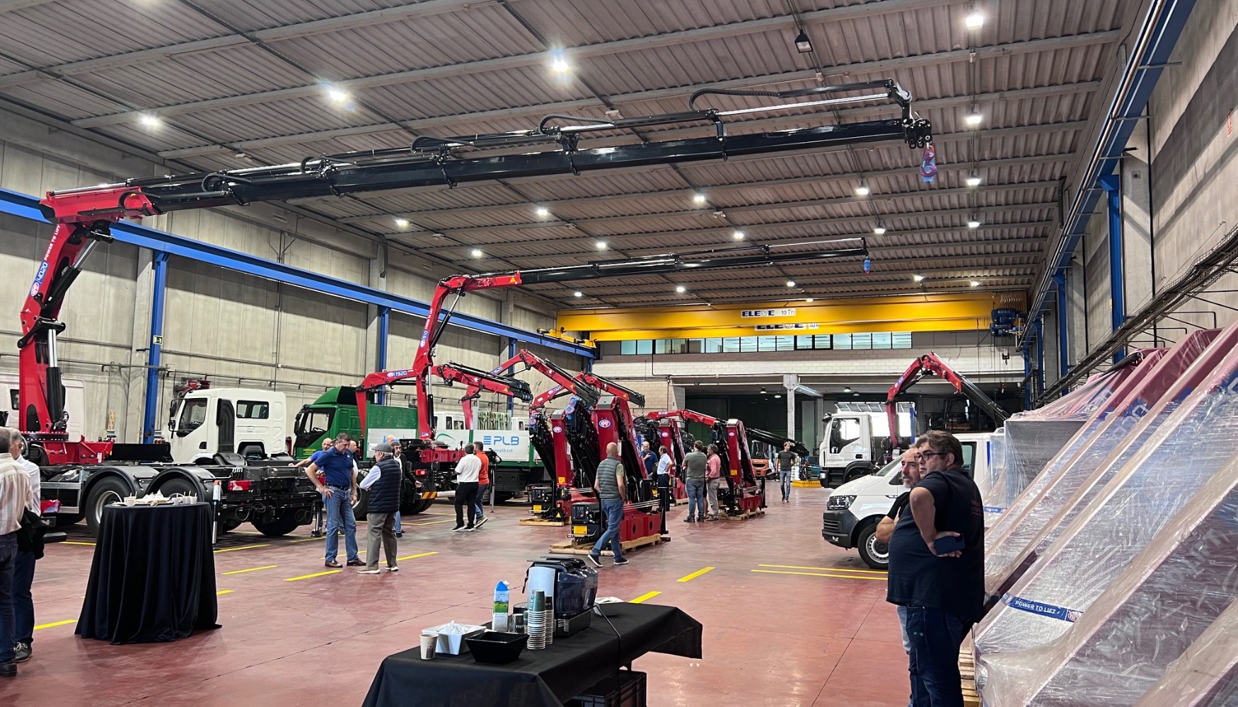 En la jornada los asistentes pudieron disfrutar de una completa exposicion de gr�as HMF