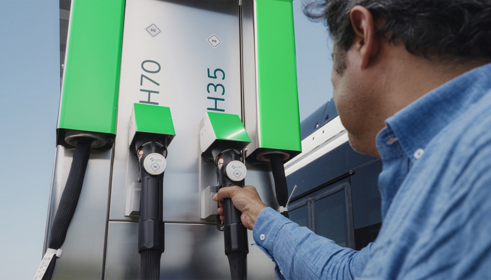 La nueva HRS de Hellonext fue espec�ficamente dise�ada para satisfacer las necesidades operativas diarias de CaetanoBus y permite el repostaje de...