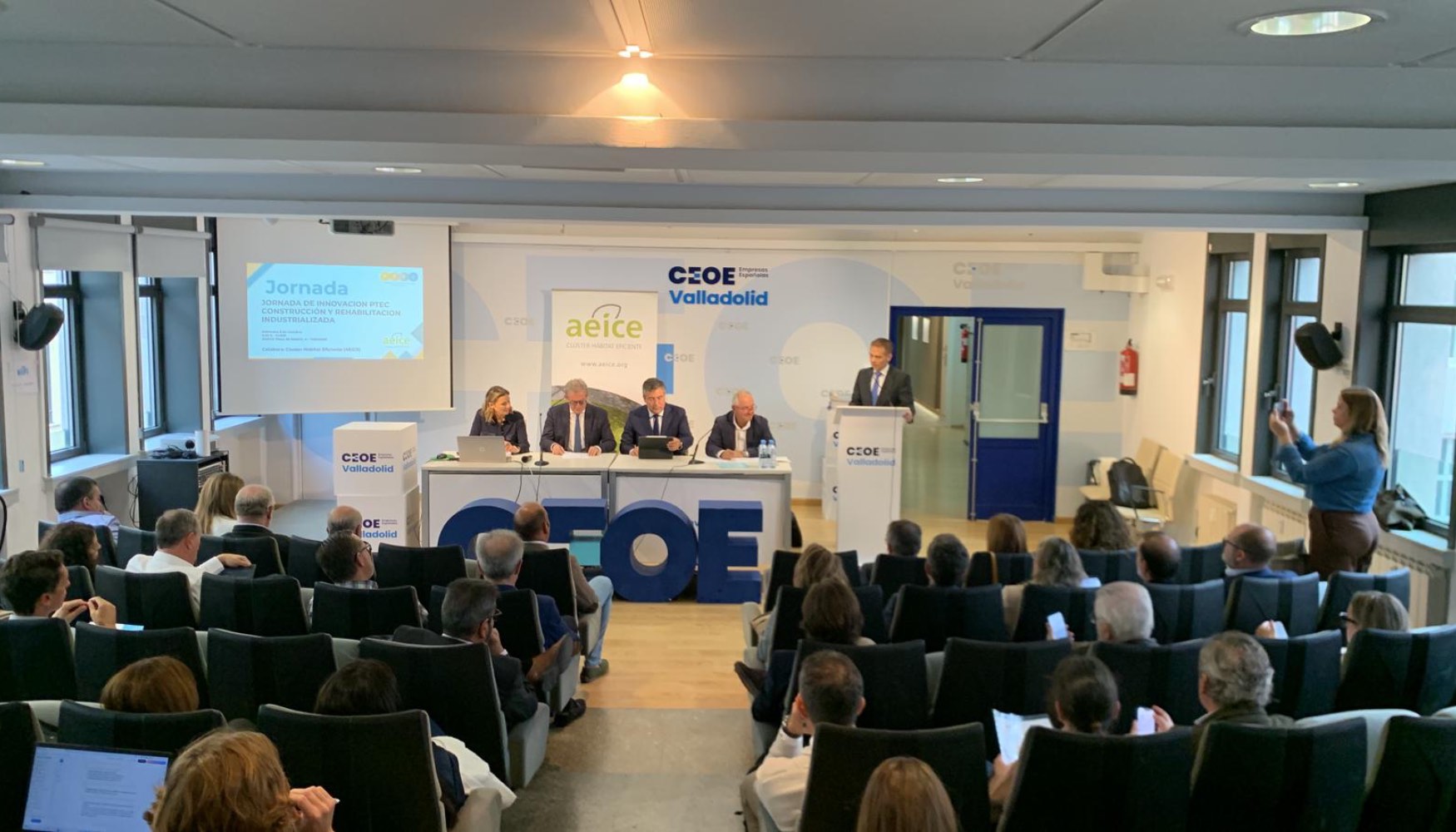 Apertura institucional de la jornada