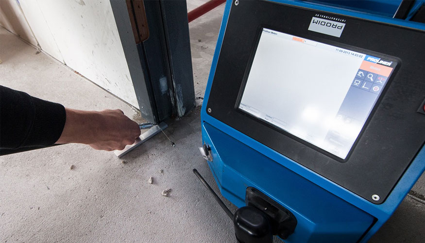 Proliner es capaz de capturar formas rectas, curvas o complejas, as como objetos colocados en posicin horizontal, vertical o inclinada...