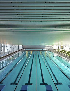 En la piscina se han instalado 1.200 m2 del sistema Phacel 84, con separacin de lamas
