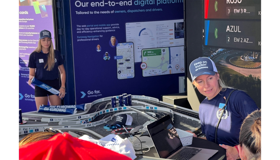 El stand de Eurowag, ubicado den el paddock cont� con multiples actividades, entre las que destac� el circuito de Scalextric...