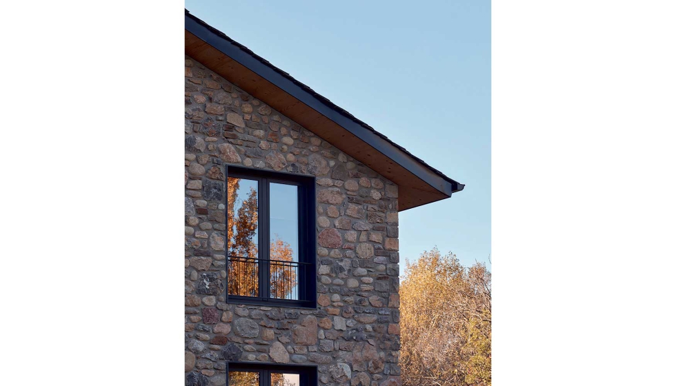 DOMO 79RT ECOeficiente Thermic Plus es una soluci�n vers�til para proyectos de alta exigencia