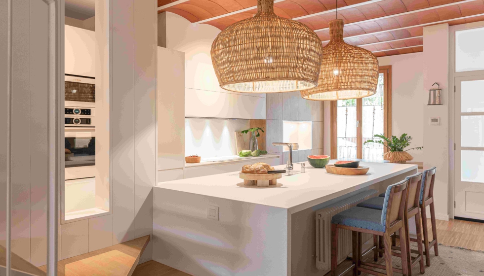 Apostar por colores neutros es una solucin garantiza que la cocina no dependa de tendencias