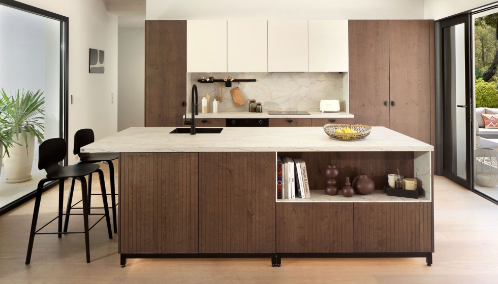 En la cocina Aix-en-Provence la madera es el material predominante