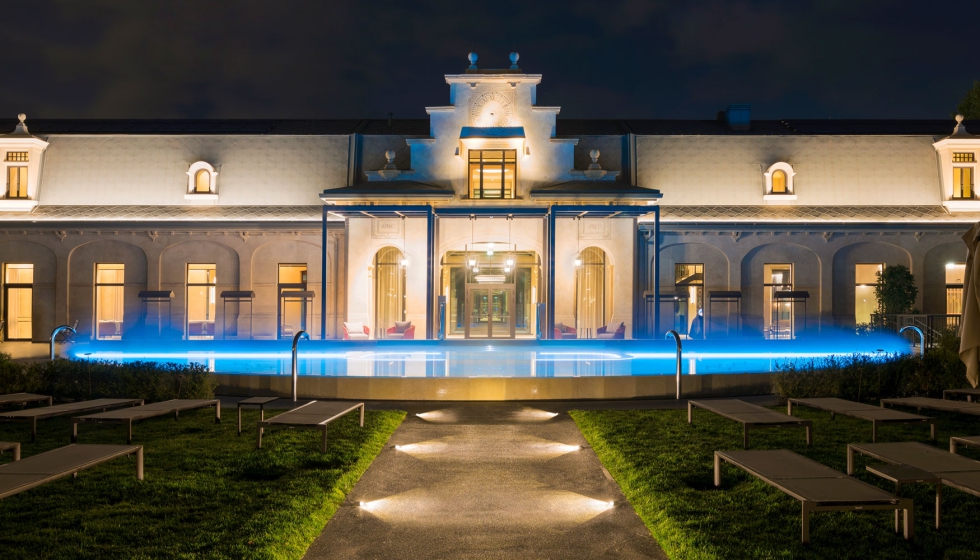 El proyecto de iluminaci�n de Termas de Montel contempla el bienestar y respeto por la arquitectura. Foto: Marco Reggi