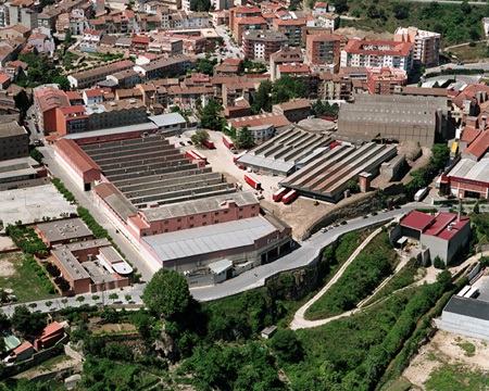 Vista area de la planta de la compaa en Capellades