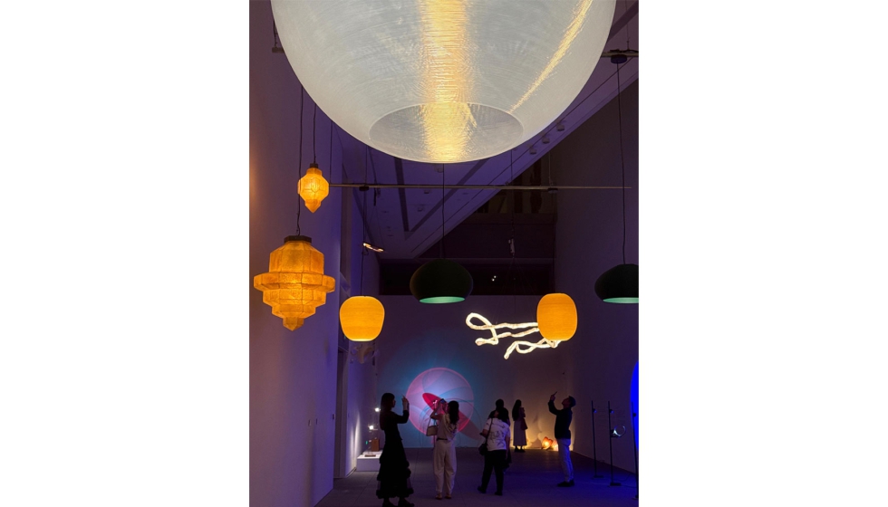 Luminarias de Faro Barcelona en la exposici�n de Beijing (China)