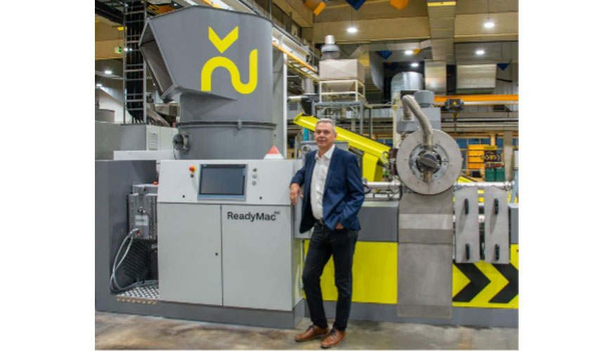 Michael K�hnhofer, director de la unidad de negocio ReadyMac en Erema, est� encantado con el �xito de ReadyMac