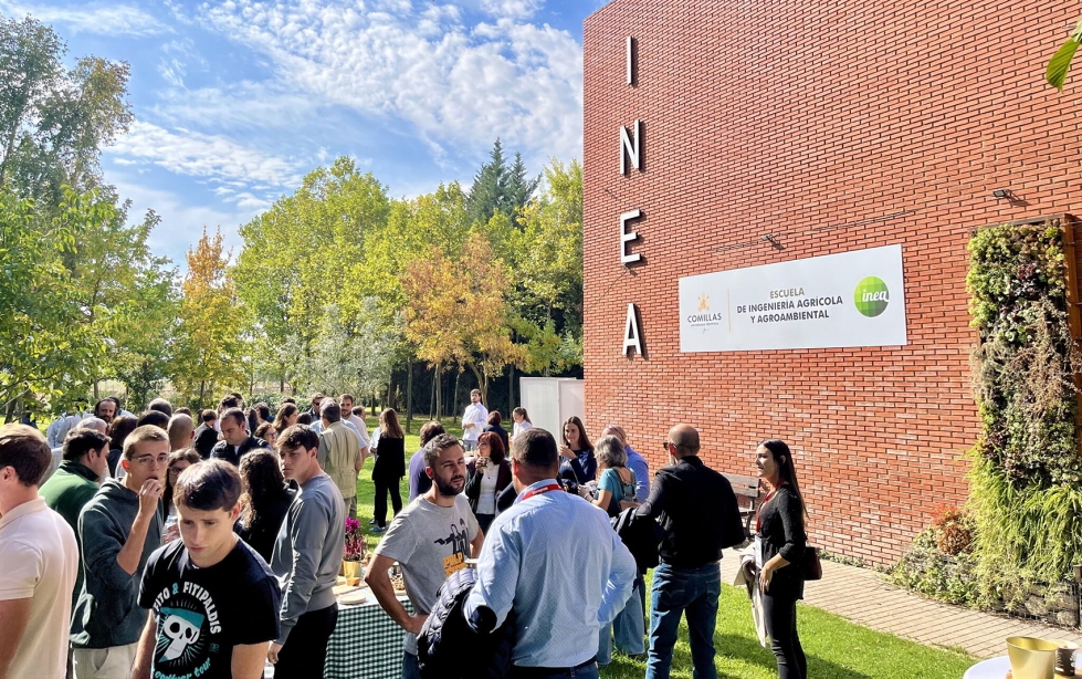 El networking entre asistentes y participantes puso el broche a la cuarta edición del Congreso Gestión Sostenible del Suelo celebrado en INEA... El networking entre asistentes y participantes puso el broche a la cuarta edición del Congreso Gestión Sostenible del Suelo celebrado en INEA...