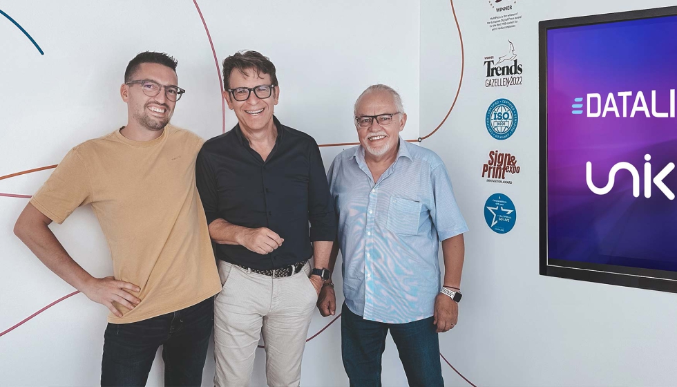 De izquierda a derecha, Adrien Goddard (fundador y director general de Unik Solutions)...