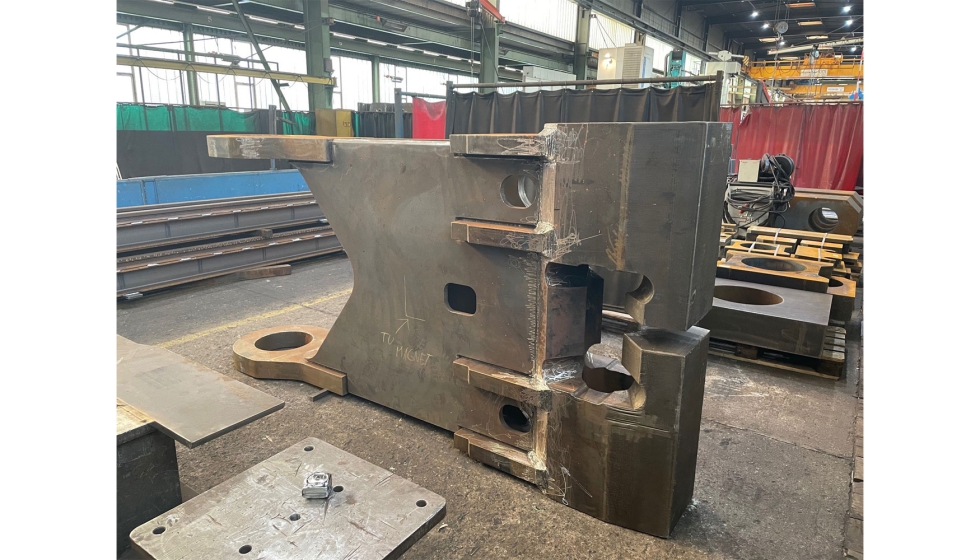 La mquina dobladora de cuadernas se mont pieza a pieza en Haeusler. Foto: Jebens