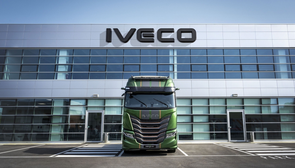 La red de talleres IVECO celebra 50 a�os de innovaci�n continua al servicio del transporte profesional