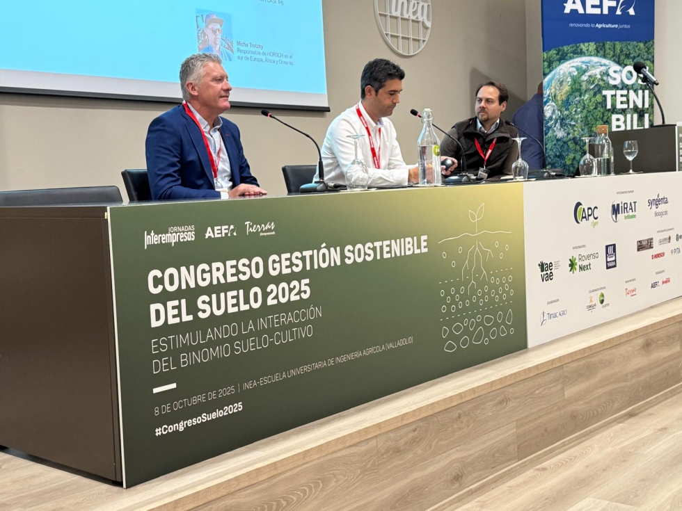 Mesa redonda 'Tecnologa para un manejo sostenible del suelo' celebrada en el Congreso Gestin Sostenible del Suelo 2025...