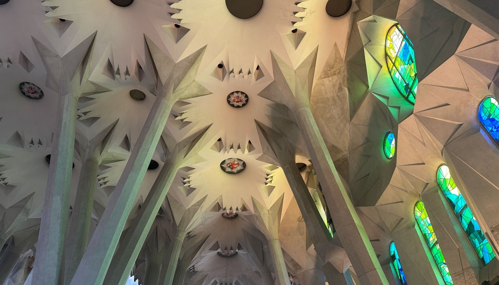 Detalle de las columnas de doble giro, un ingenio nico de Gaud