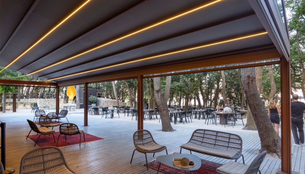 El dise�o del sistema se caracteriza por una est�tica esencial y refinada, con l�neas limpias que resaltan la ligereza del acero Corten...