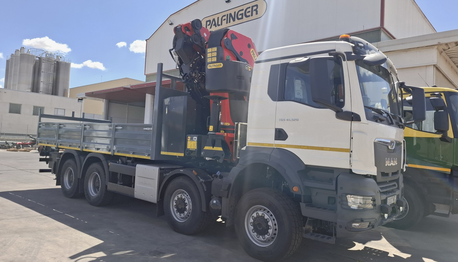 Equipo con gra Palfinger PK 65.002 SH adquirido por Moncisa