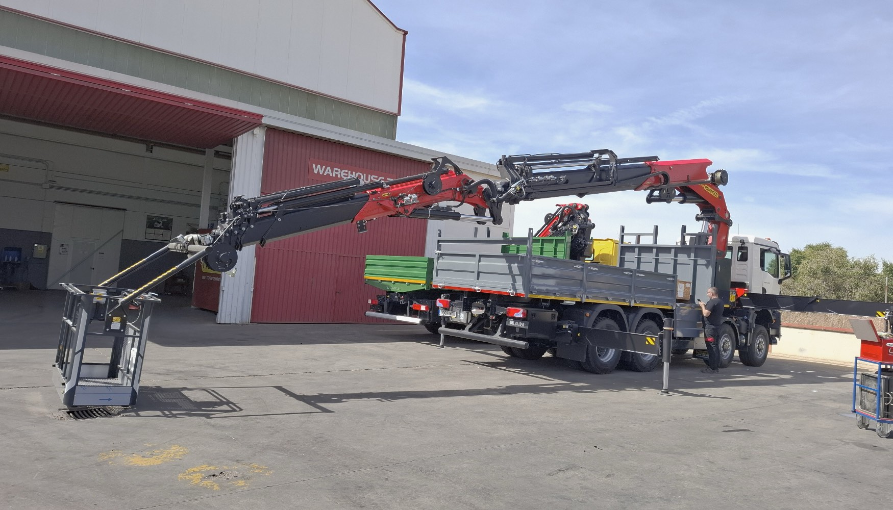 La gra ha sido montada sobre camin MAN TGS 41.520 8x6