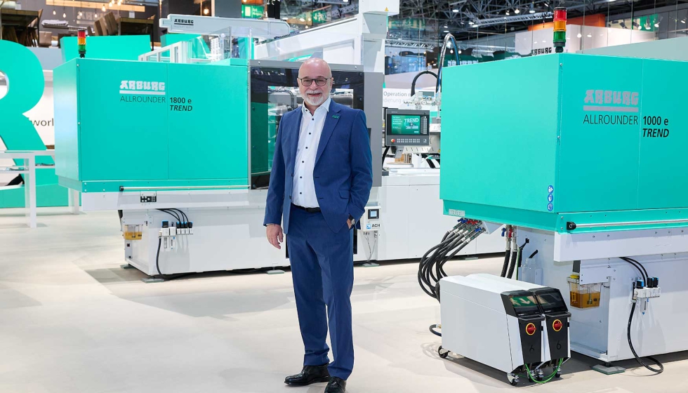 Christoph Schumacher, responsable de Marketing Global, se mostr� encantado con el �xito del nuevo Allrounder Trend...