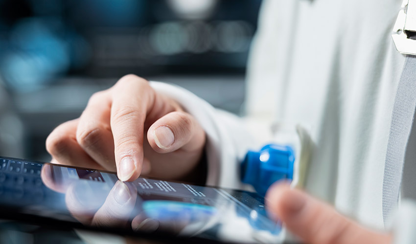 Los agentes de inteligencia artificial estn redefiniendo los procesos comerciales, mdicos y regulatorios en el sector farmacutico...