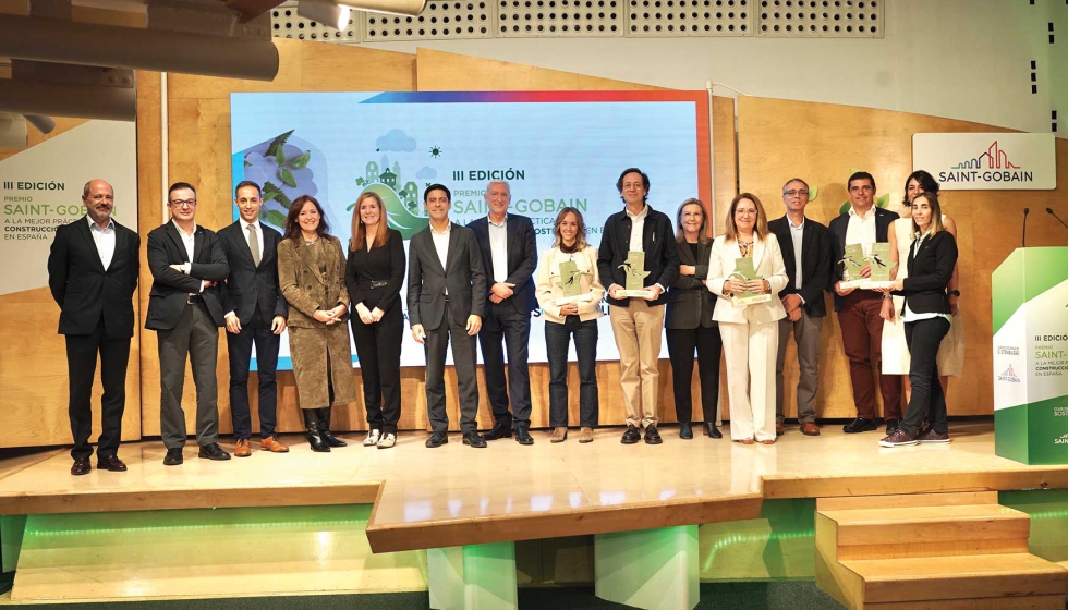 Imagen de los premiados en la tercera edici�n de los Premios Saint-Gobain a la Mejor Pr�ctica de Construcci�n Sostenible en Espa�a...