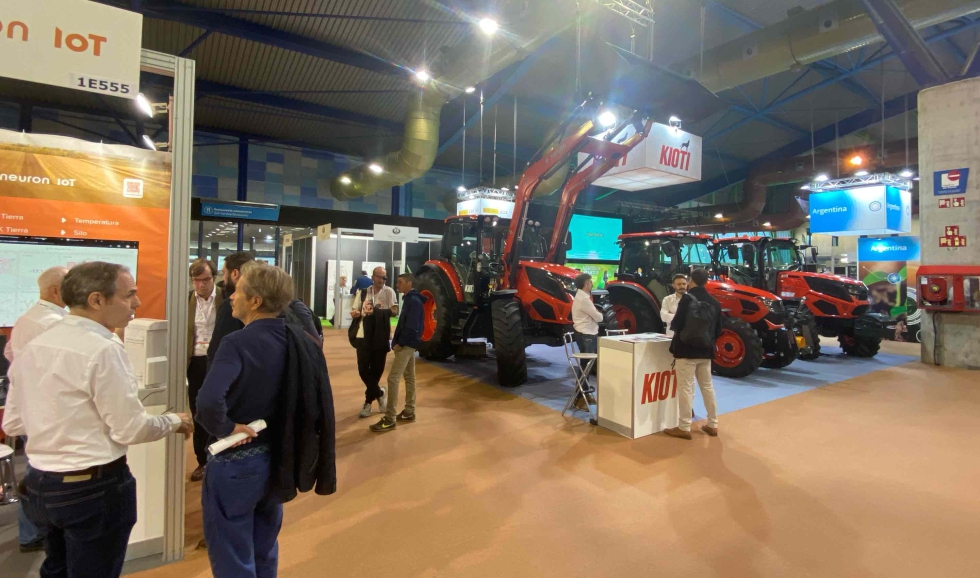 Catron vuelve a Expo Agritech con tractores Kioti