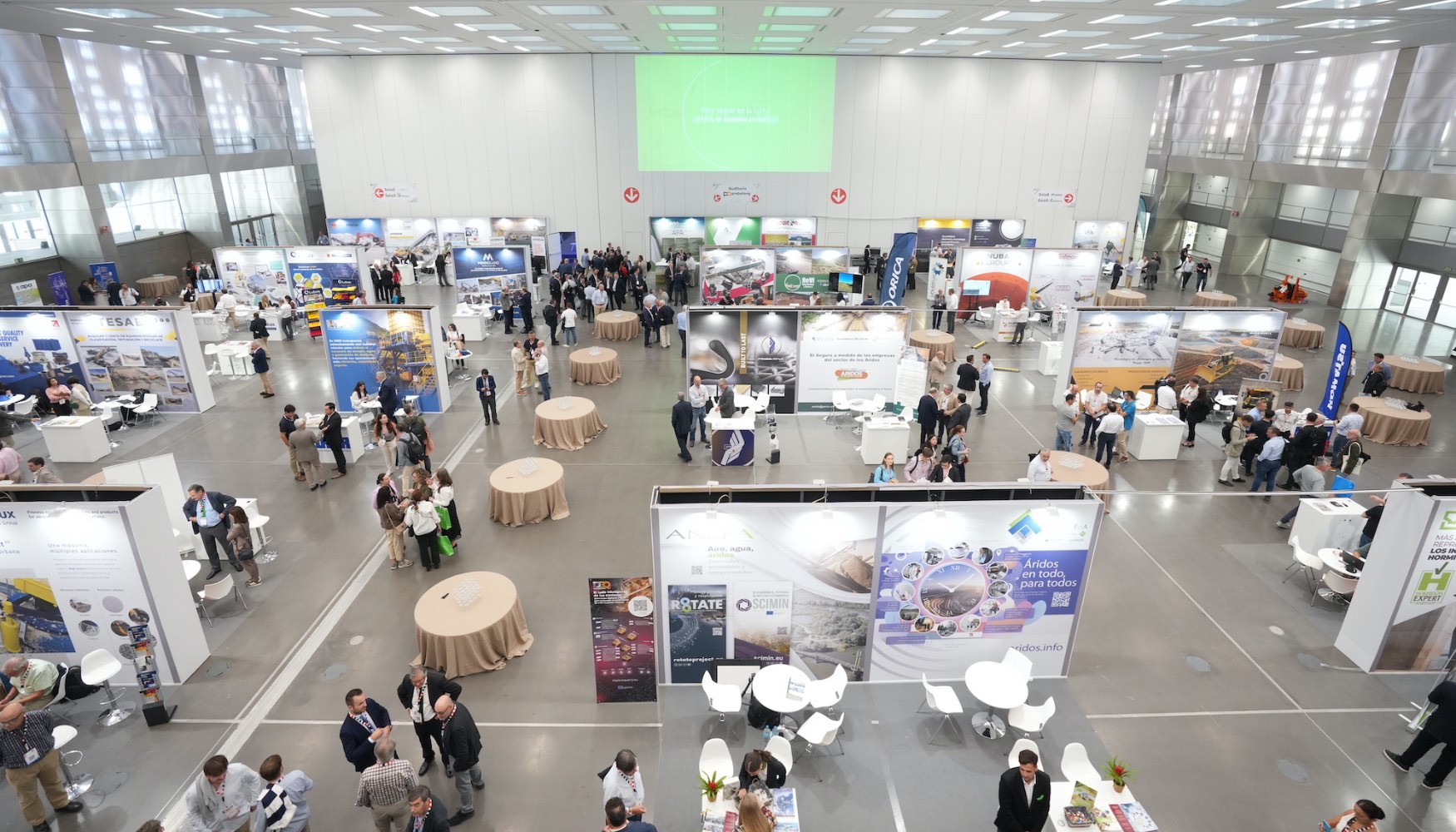 Zona expositiva del VII Congreso Nacional de ridos