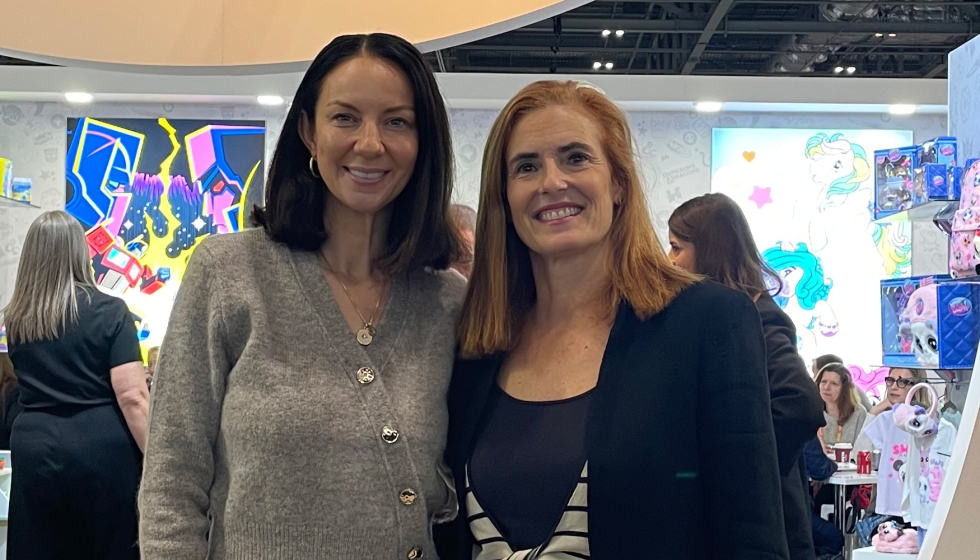Sally Carnota, Sr director UK and Iberia, y Fabiola Ortiz de Ziga, head of licensing consumer products de Hasbro...