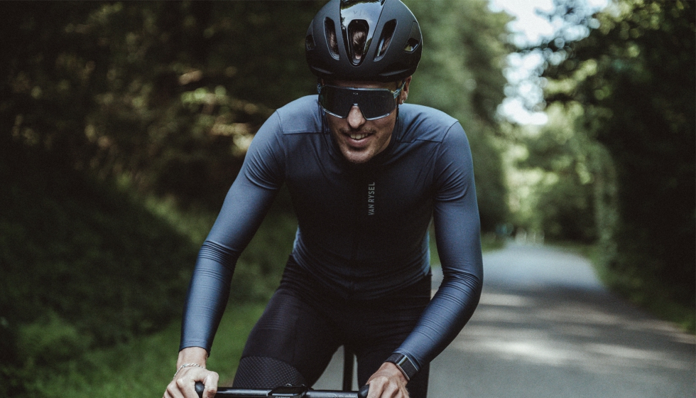 Nueva colección Otoño-Invierno 2025 de Van Rysel, ropa y rodillos para ciclismo de alto rendimiento Nueva colección Otoño-Invierno 2025 de Van Rysel, ropa y rodillos para ciclismo de alto rendimiento