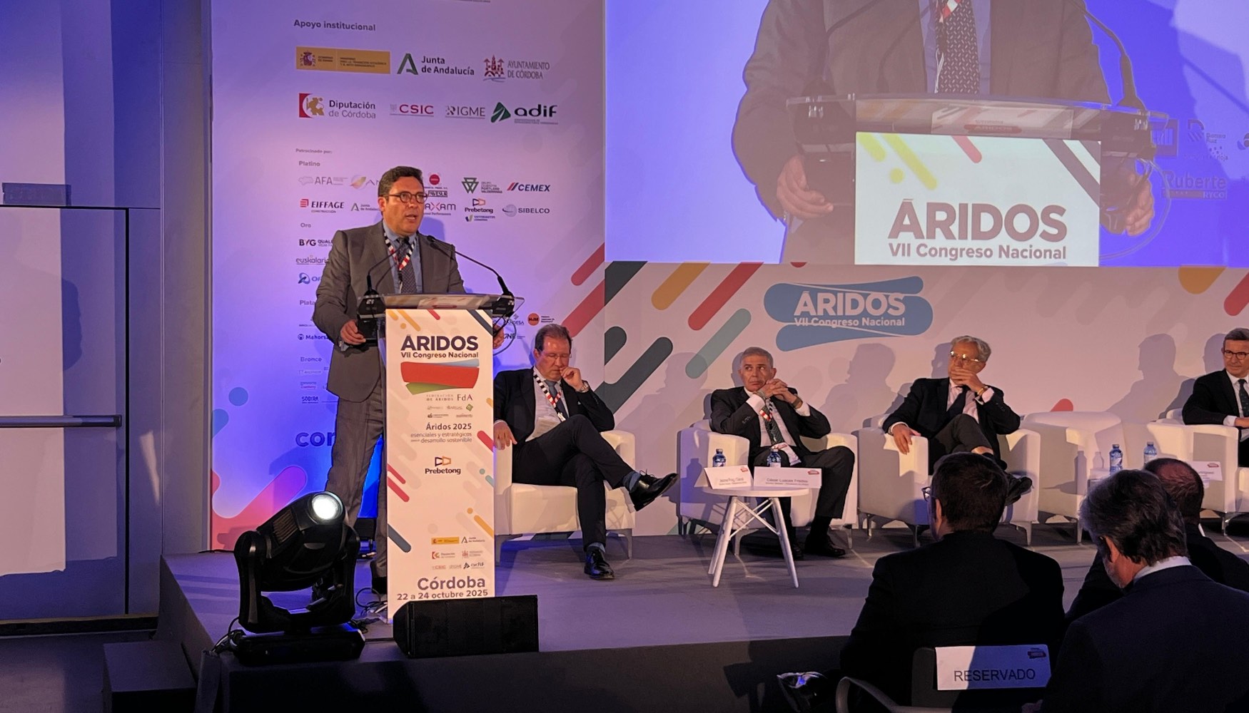 Intervencin de Alberto Novoa, presidente de la Federacin de ridos, durante la clausura