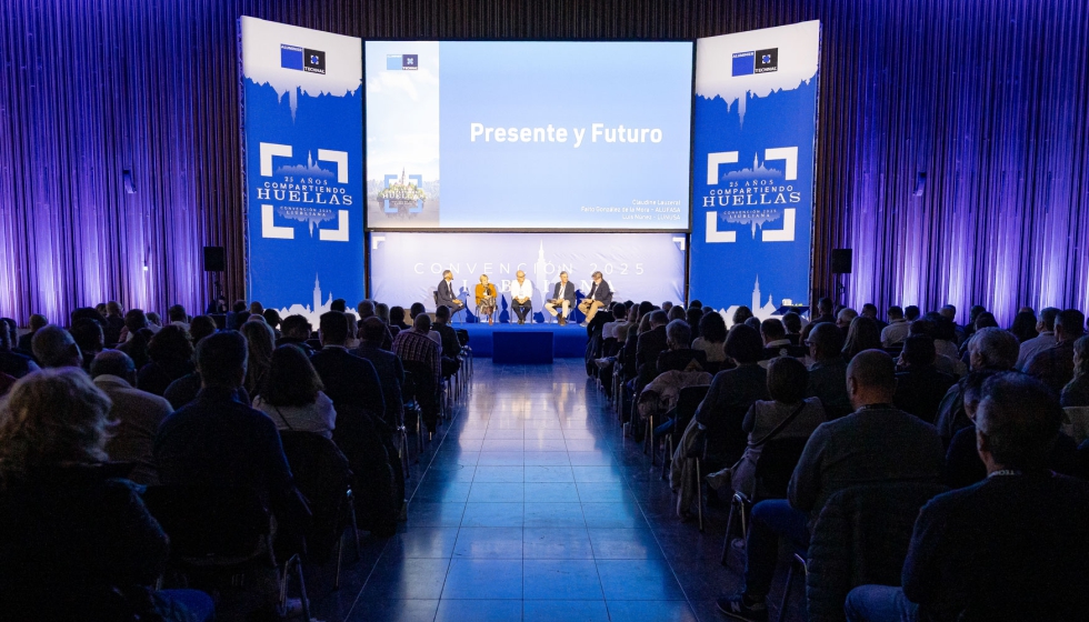 La Red Aluminier Technal celebr su 25 aniversario en Liubliana, Eslovenia. Foto: Matia Scukovt