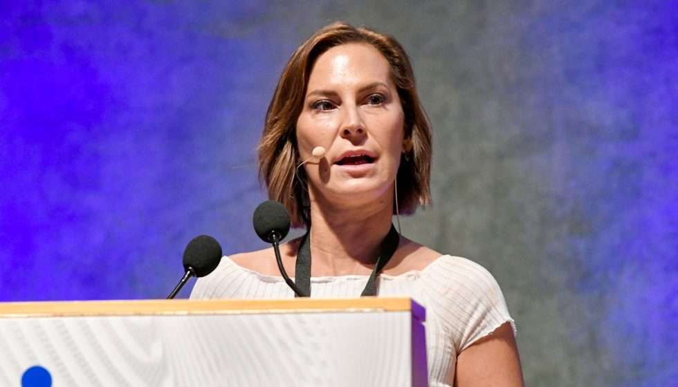 Lali Soler dando una conferencia sobre la IA agentiva en el AI Congress