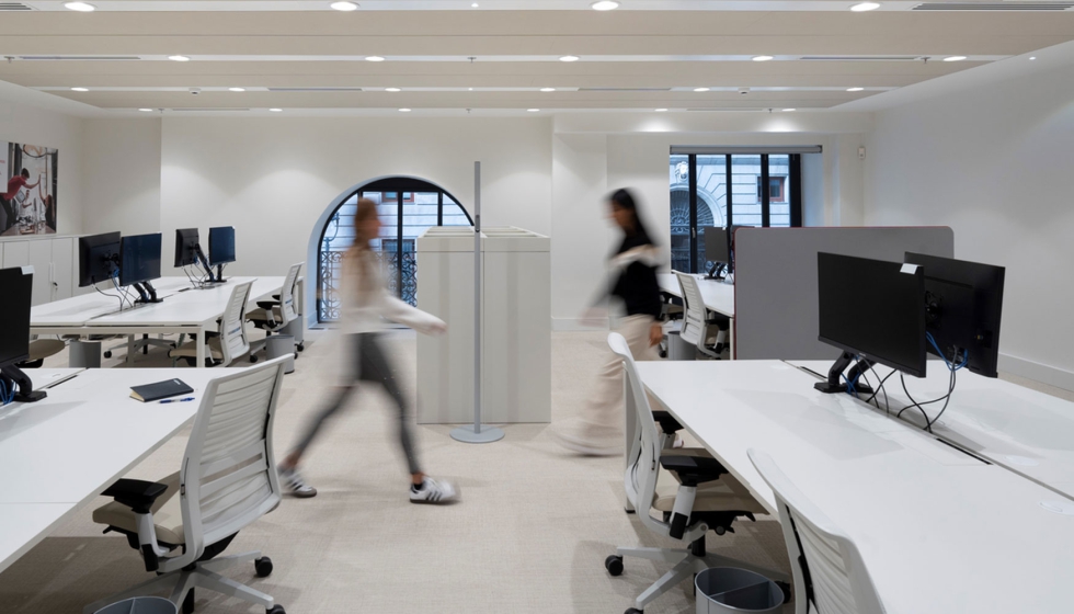 Los resultados de ambos estudios subrayan que, si bien los auriculares ANC pueden servir como herramienta individual de mitigaci�n del ruido...