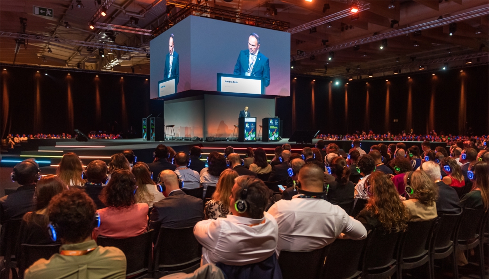 Amaro Reis, presidente da APIP, que enfatizou a ambi��o de fazer deste evento �n�o apenas mais uma confer�ncia, mas a confer�ncia�...