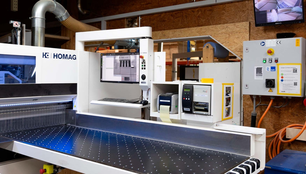 Sostenible, inteligente, precisa: la sierra divisora de paneles Sawteq S-300