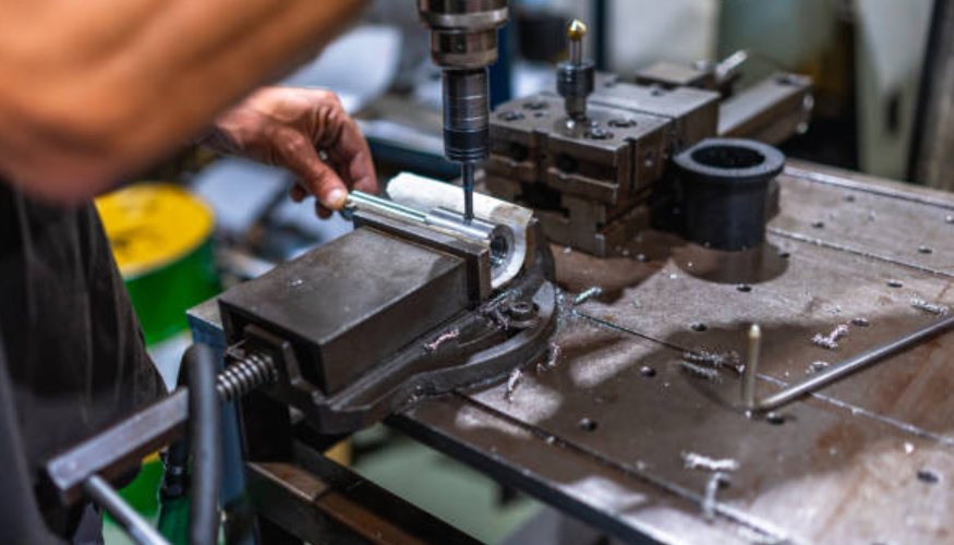 La valoracin de la Encuesta de Poblacin Activa (EPA) del tercer trimestre es positiva, el nmero de parados del conjunto del sector cae a 32...