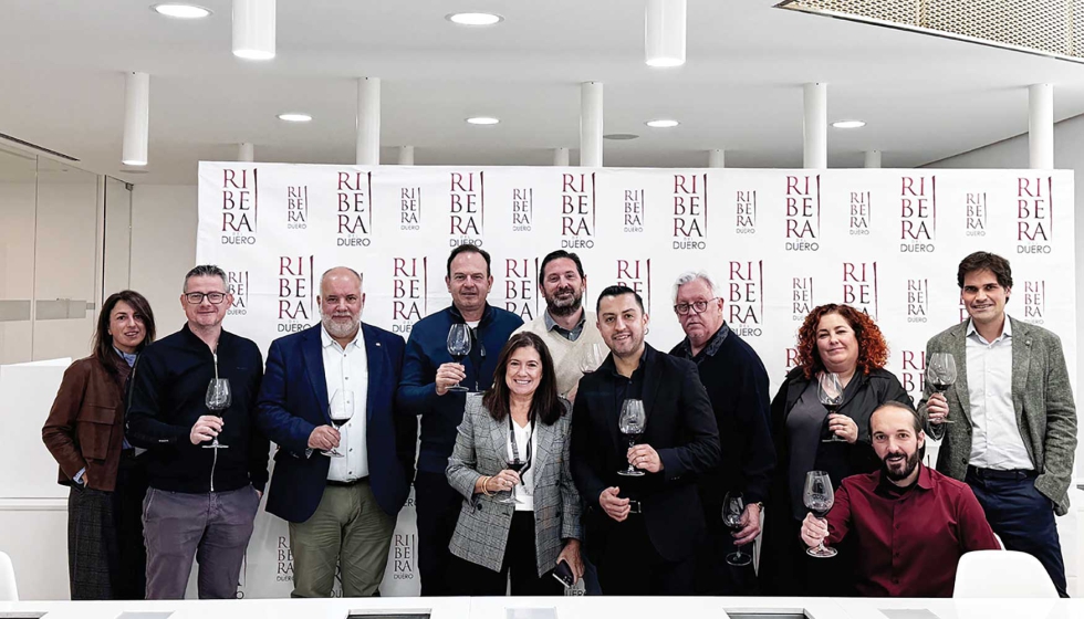 Expertos del sector vin�cola se han reunido en la sede del Consejo Regulador para evaluar la potencialidad de los vinos tintos y blancos elaborados...