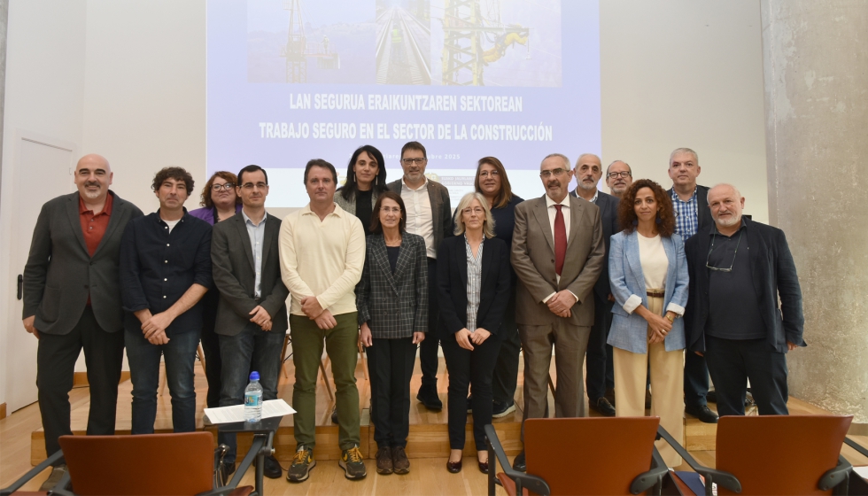 Participantes en la jornada de Osalan