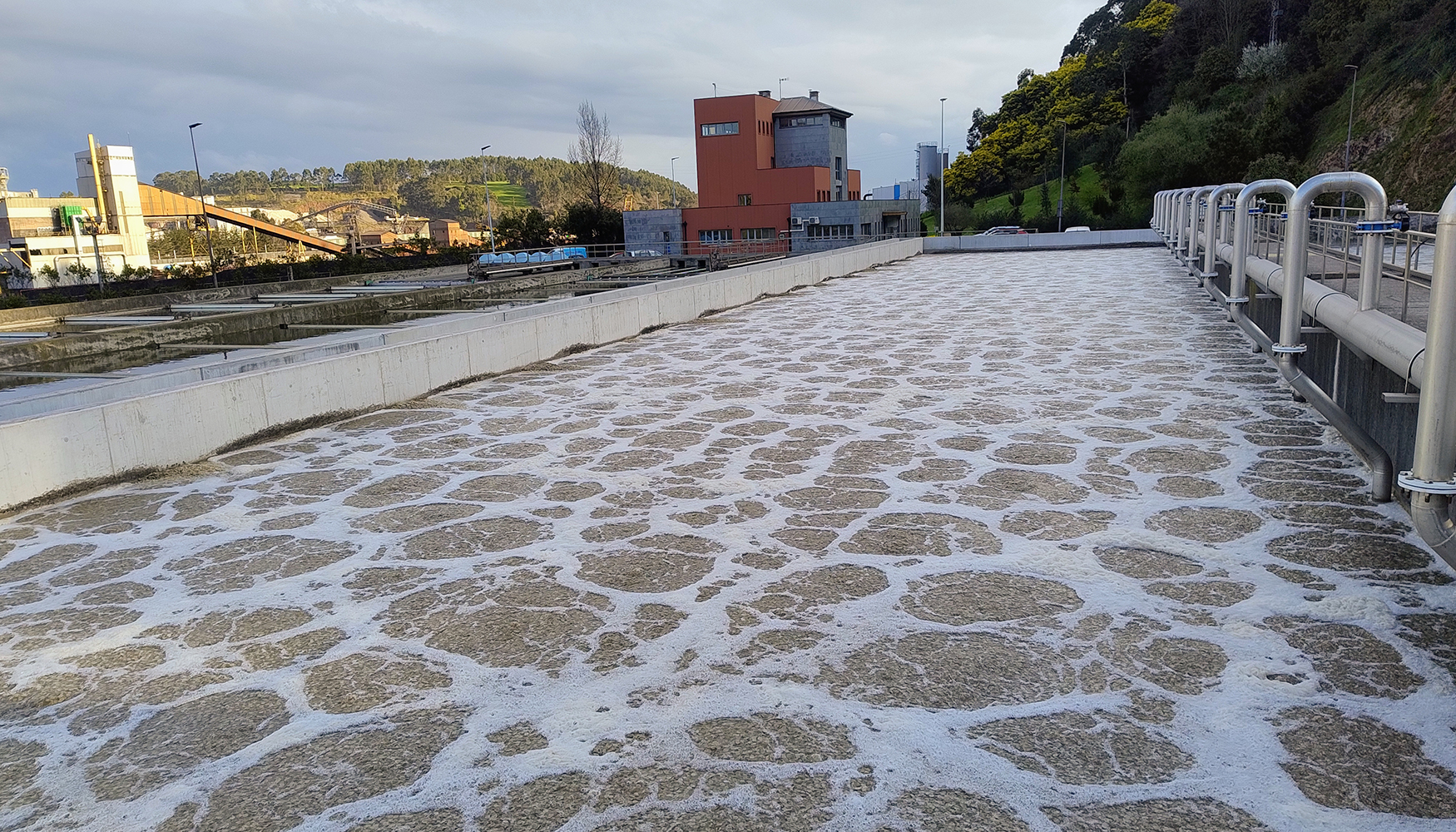 El proyecto ejecutado en Gij�n consolida la estrategia de Veolia de impulsar una gesti�n h�drica m�s inteligente, eficiente y sostenible...